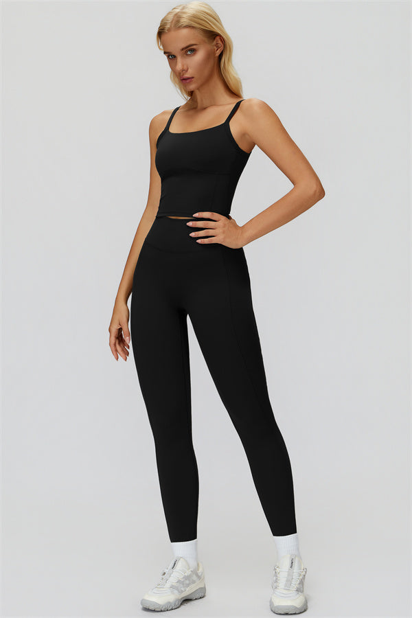 The Fyra Crop Tank